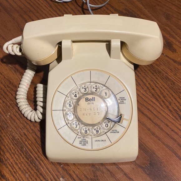 86- (VC) Vintage Collectible. Northern Telecom. Rotary. Desk Phone. - Picture 2 of 7